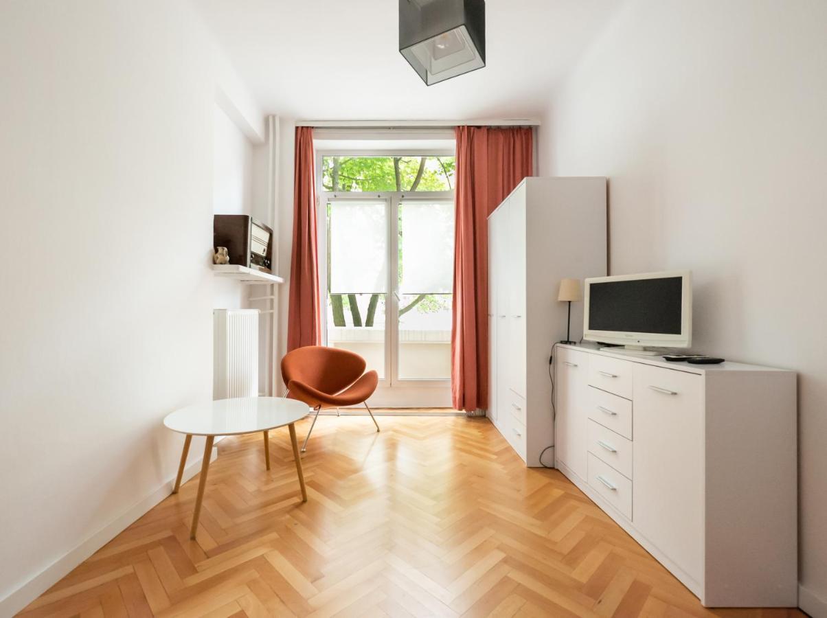 Plac Zbawiciela 3-Bedroom Apartment Warsaw Luaran gambar