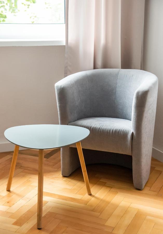 Plac Zbawiciela 3-Bedroom Apartment Warsaw Luaran gambar