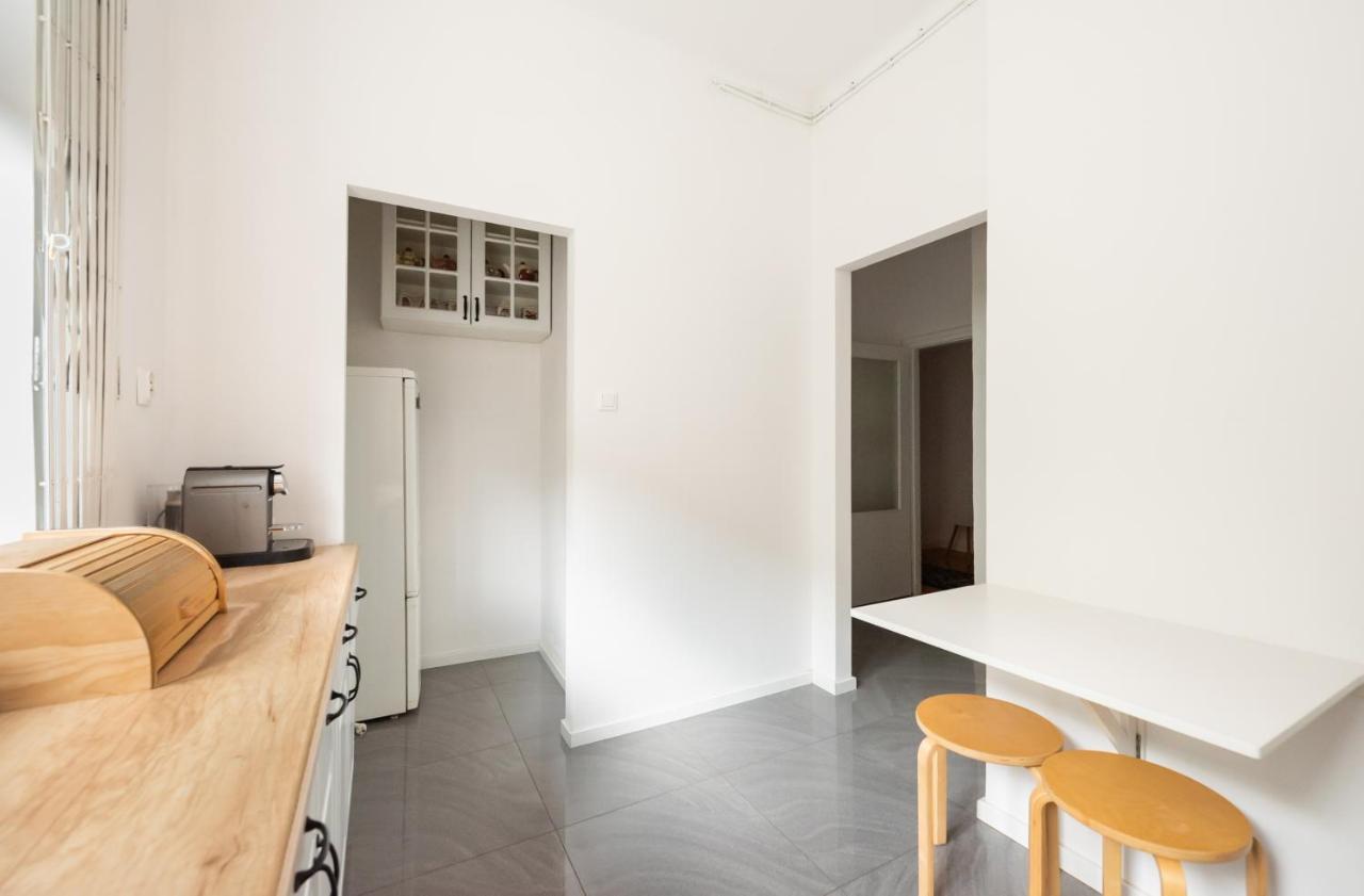 Plac Zbawiciela 3-Bedroom Apartment Warsaw Luaran gambar