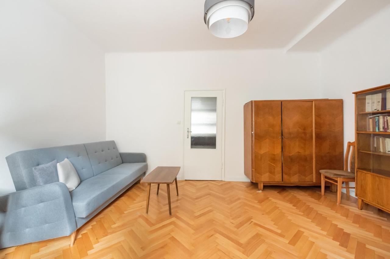 Plac Zbawiciela 3-Bedroom Apartment Warsaw Luaran gambar