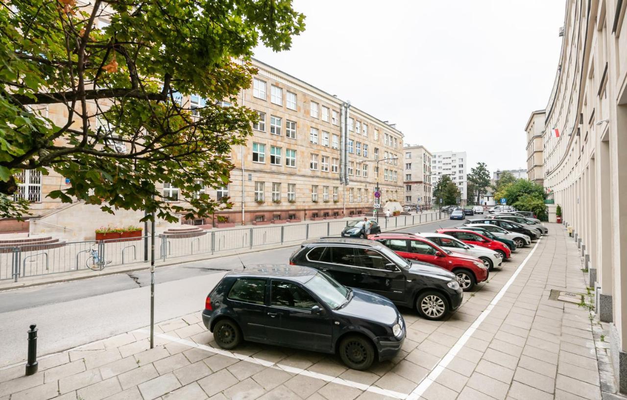 Plac Zbawiciela 3-Bedroom Apartment Warsaw Luaran gambar